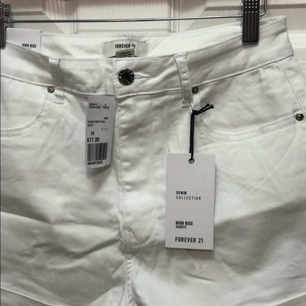 Shorts - Picture 4 of 4